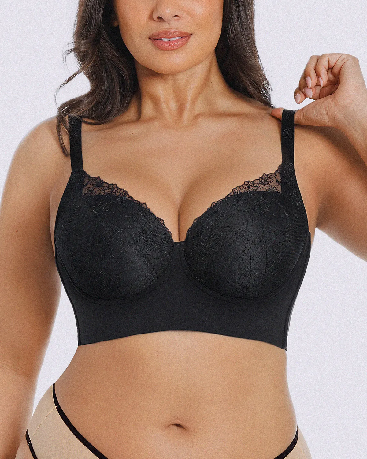Bare Essentials™ AirSlim® Back Smoothing Lace Underwire Bra - Image 12