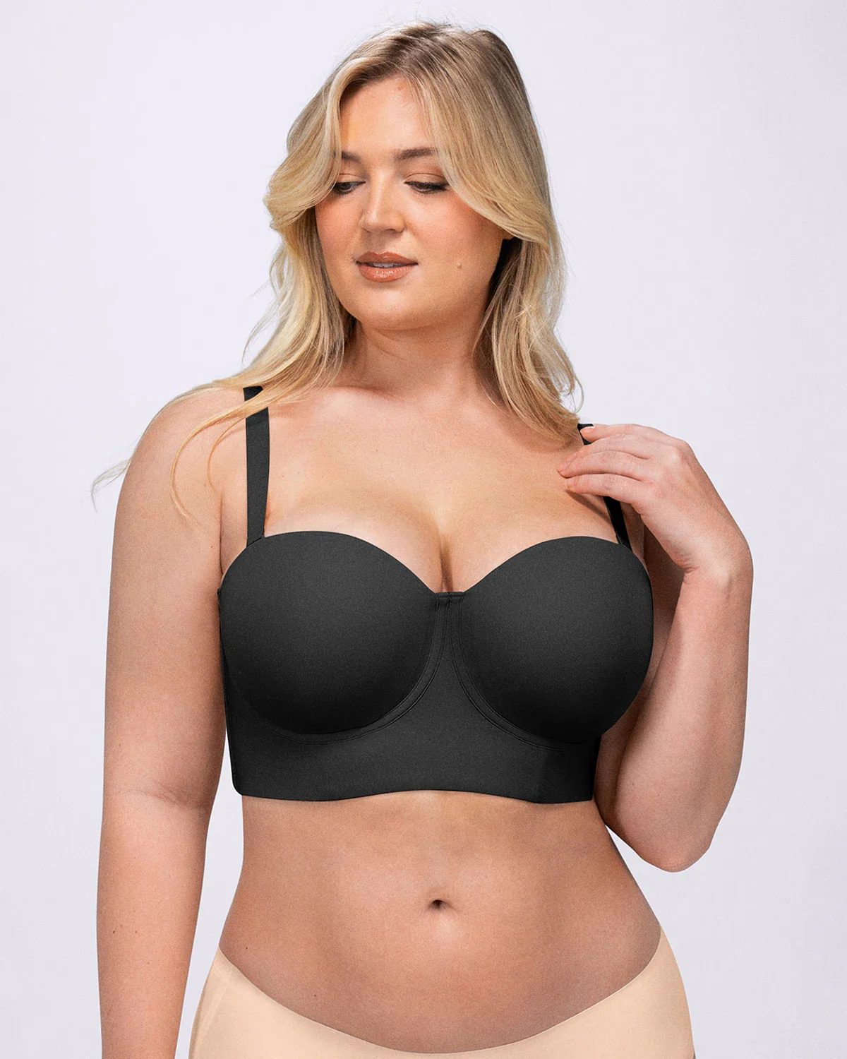 Bare Essentials™ AirSlim® Smoothing Strapless Convertible Bra - Image 23