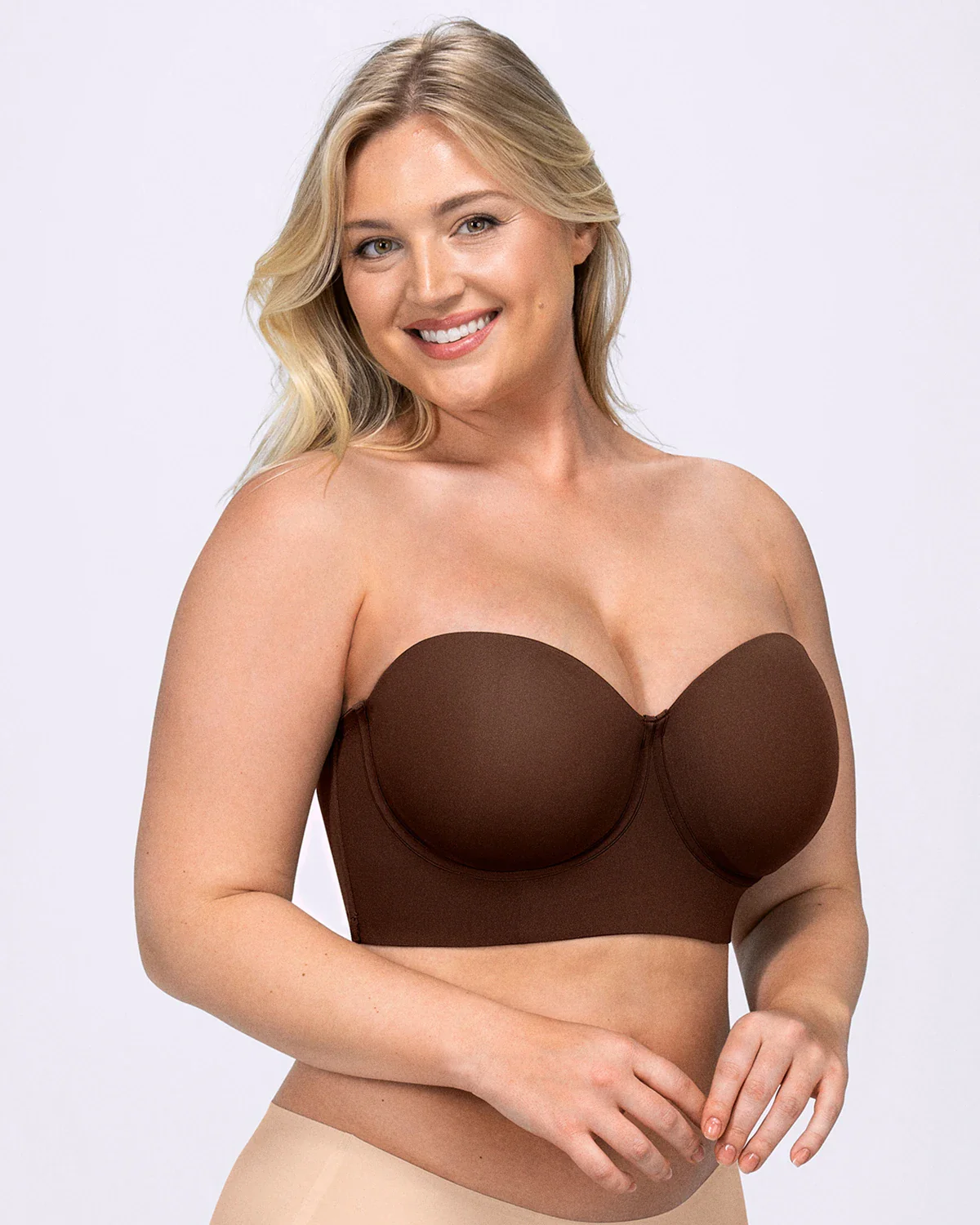Bare Essentials™ AirSlim® Smoothing Strapless Convertible Bra - Image 9