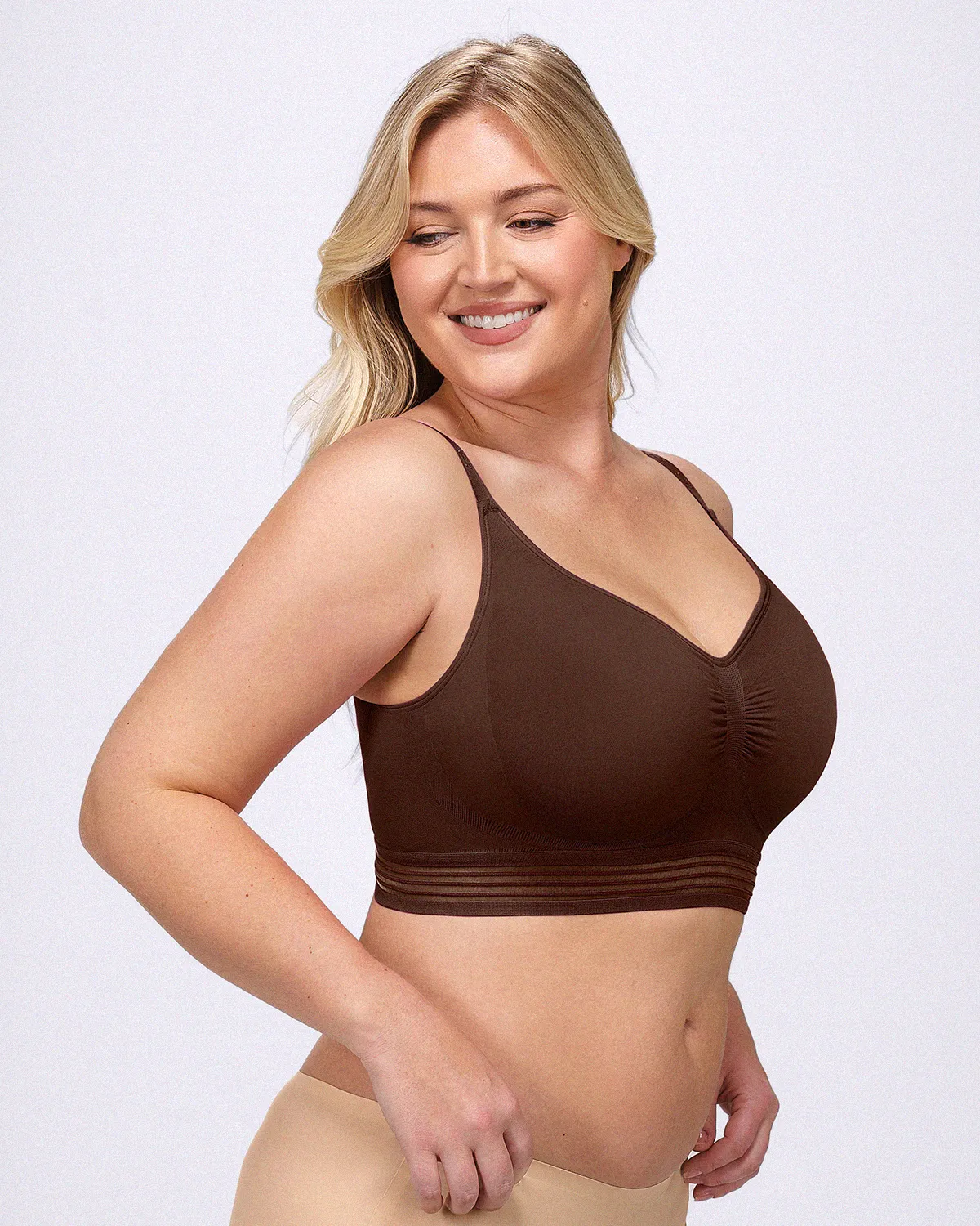 Bare Essentials™ Defineline™ All Day Comfort Wireless Bra - Image 6