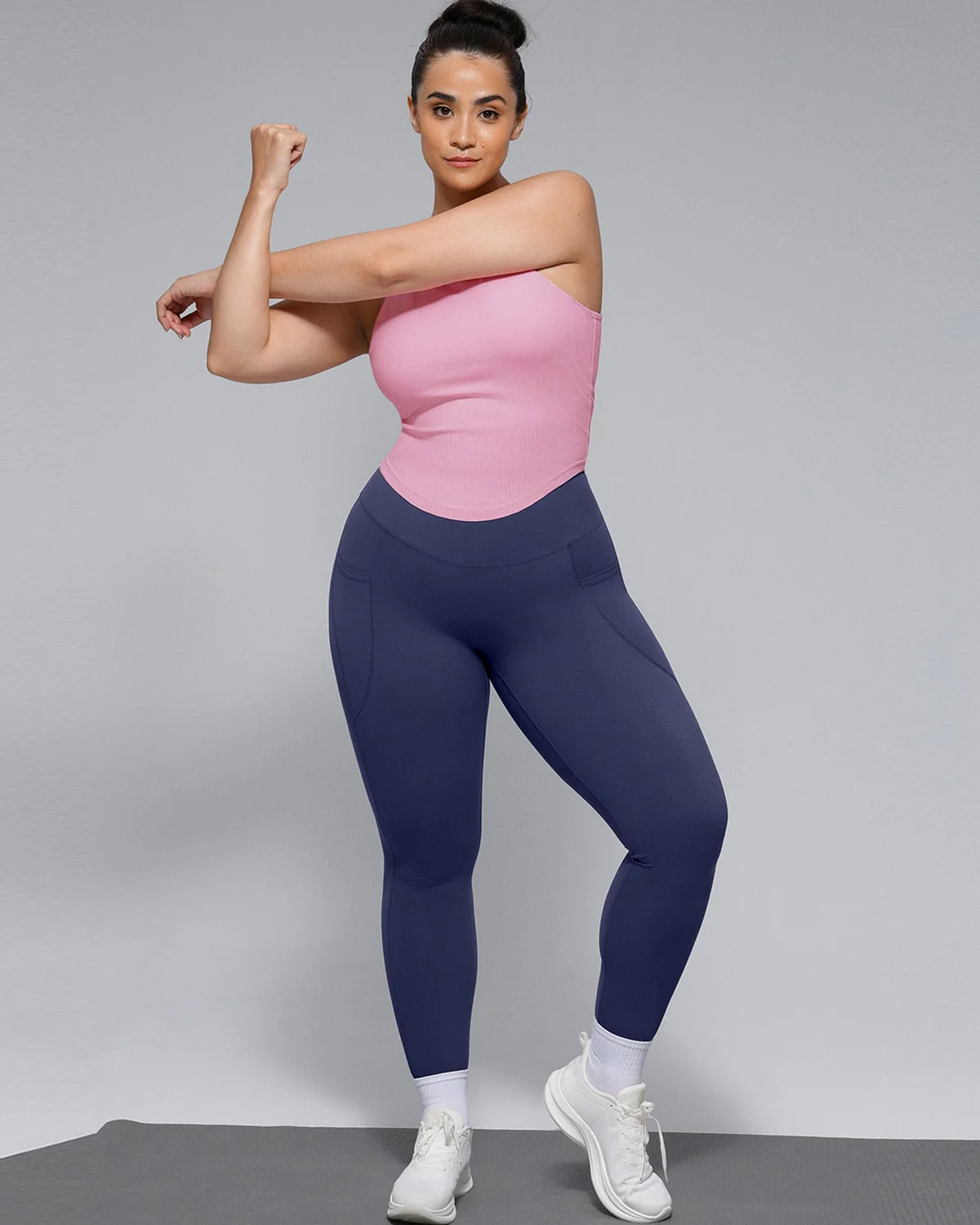 NeoSweat® AirSlim® High-Waisted Side Pocket Shaping Leggings - Image 13